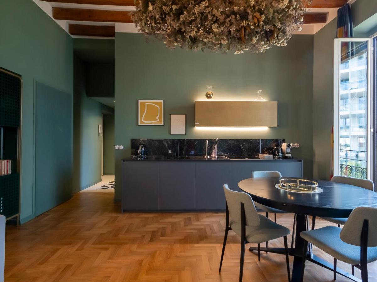 Luxury Apartment In Isola - Ca24 Милан Экстерьер фото